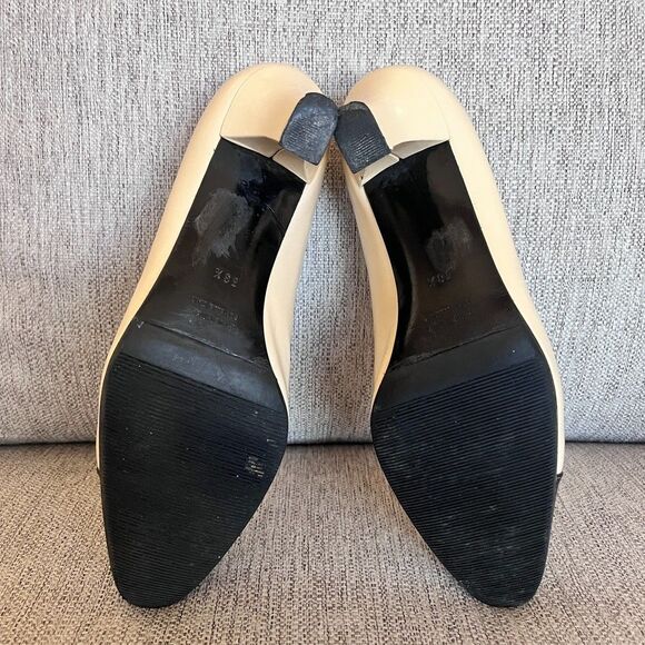 Celine Paris Leather Cap-Toe Two Toned Pumps Gold Hardware Size EU 38.5 - Picture 8 of 12